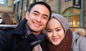 Asmara Zumi Zola: Dulu Tinggalkan Ayu Dewi, Kini Digugat Cerai Istri