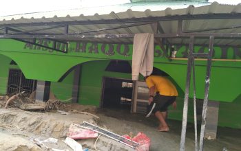 Masjid Haqqul Yakin Masamba Lutra