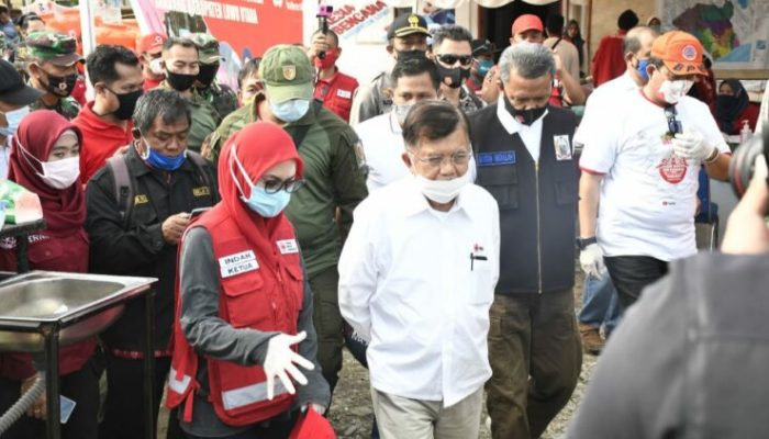JK Tinjau Pengunsi Banjir Luwu Utara