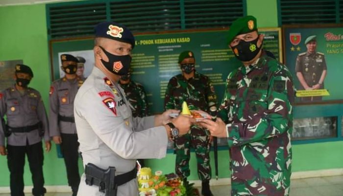 Begini Kejutan Spesial Danyon C Pelopor kepada Dandim 1407 Bone di Hari Lahir TNI