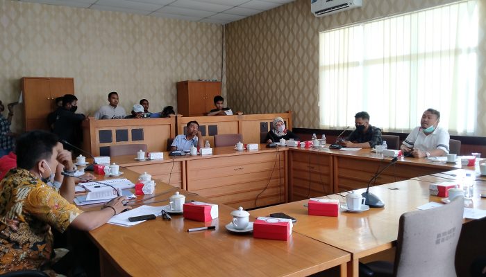 Dituduh Kendalikan Suplier Program Sembako, Komisi IV DPRD Bone Geram