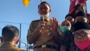 Gubernur Sulsel Temui Massa Aksi UU Omnibus Law, Begini Pernyataan Sikapnya