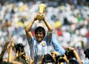 Legenda Pencetus Gol Tangan Tuhan Diego Maradona Tutup Usia
