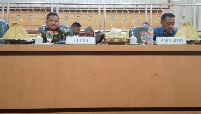 Irwandi Burhan Pimpin Paripurna Penyampaian Laporan Hasil Reses Sidang Masa Sidang 1 DPRD Bone