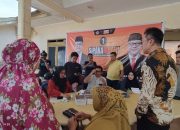 Antusias Warga Bone Dapat Perawatan dan Kacamata Gratis dari Andi Rio-Amir