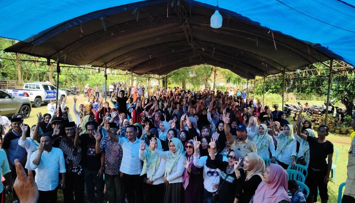 Andi Asman Sulaiman Obati Kerinduan Warga Majang