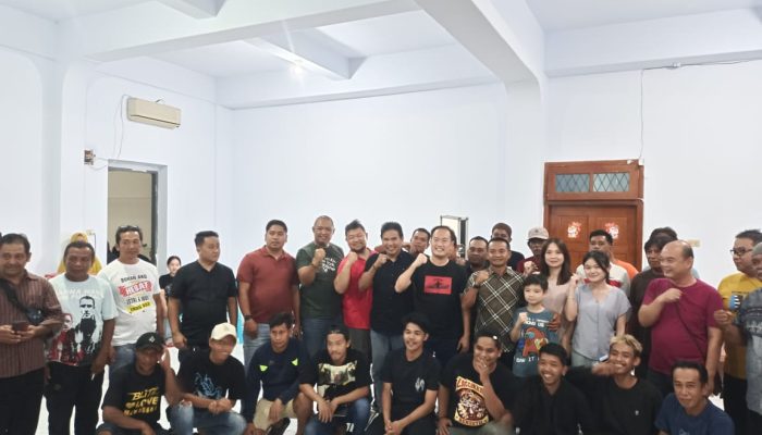Setiba dari Jakarta, Malam-malam Bupati Bone Terpilih Andi Asman Sulaiman Sambangi Komunitas Laccokkong