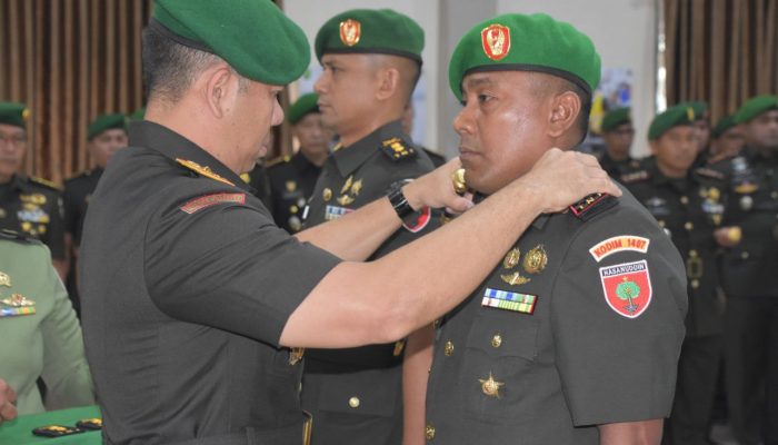 Dandim 1407 Bone Resmi Berganti, Danrem 141 Toddopuli Pimpin Sertijab