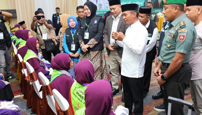 Jamaah Calon Haji Kloter 1 Bone, Usia Tertua 91 Tahun, Termuda 21 Tahun