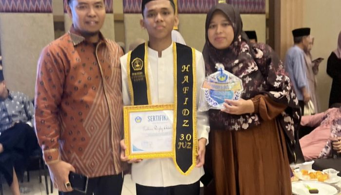 Putra Imam Rujab Bupati Bone 3 Tahun Khatam 30 Juz Al-Qur’an Mutqin