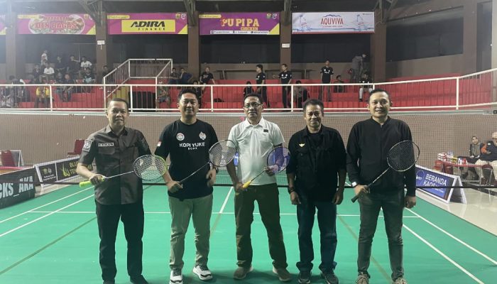 Apkan Gandeng PBSI Bone, 126 Pasangan Ramaikan Turnamen Bulutangkis HUT RI ke-80