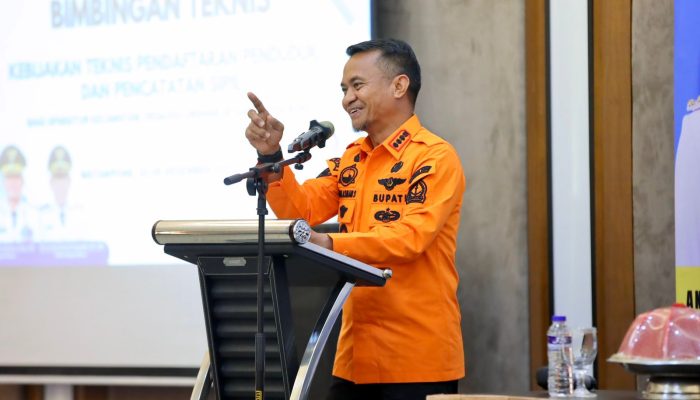 Soroti Banyak Data Tak Sinkron, Bupati Andi Asman Instruksikan Disdukcapil Lakukan Pendataan Ulang