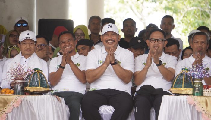 Menteri Agama Hadiri Puncak Hari Amal Bakti di Bone, 40 Ribu Peserta Tumpah