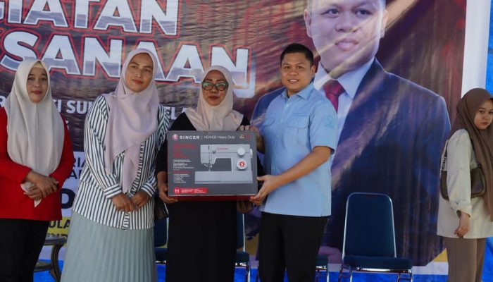 Pengawasan APBD 2026 di Bone, Wakil Ketua DPRD Sulsel Yasir Machmud Salurkan Bantuan Alat Produksi UMKM