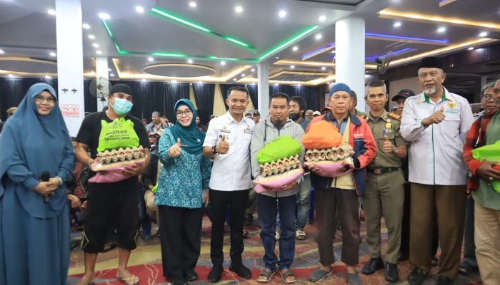 Bupati Bone Hadiri Penyaluran Paket Ramadan Bahagia Baznas