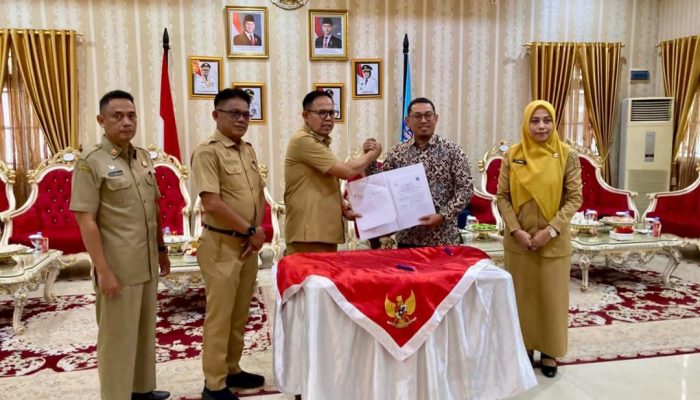 Permudah Akses Nasabah, Bank Sulselbar dan Pemkab Bone Perpanjang Kerjasama Layanan di MPP